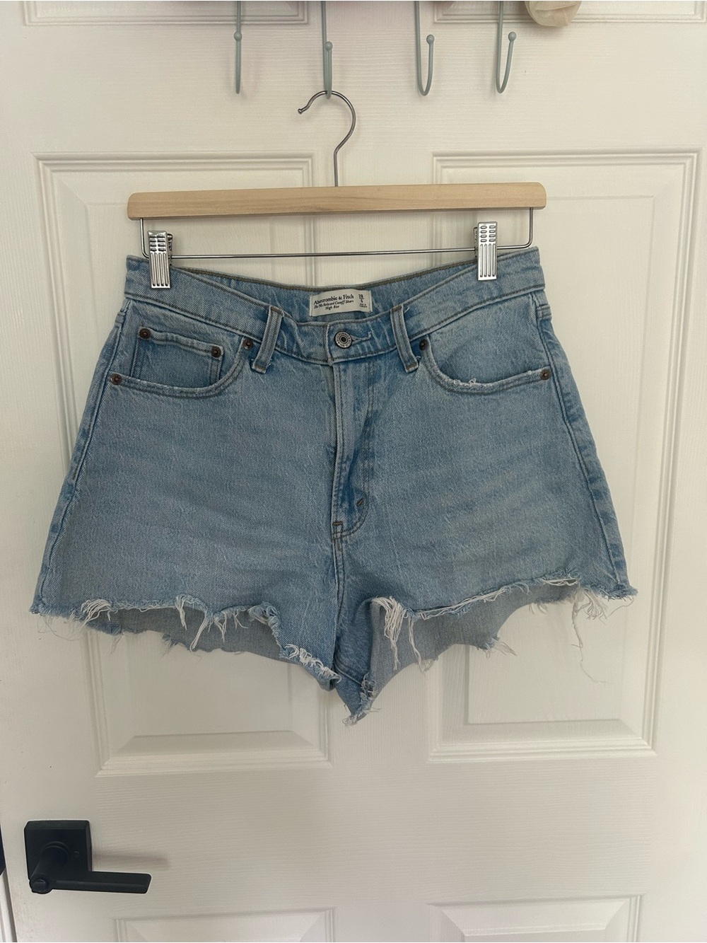 Abercrombie & Fitch, Curve Love, Light Blue Denim, Cutoff, High-Rise Shorts